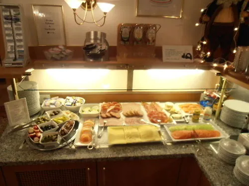 Stadthotel Geis Bad Neustadt an der Saale 3*,  Germany